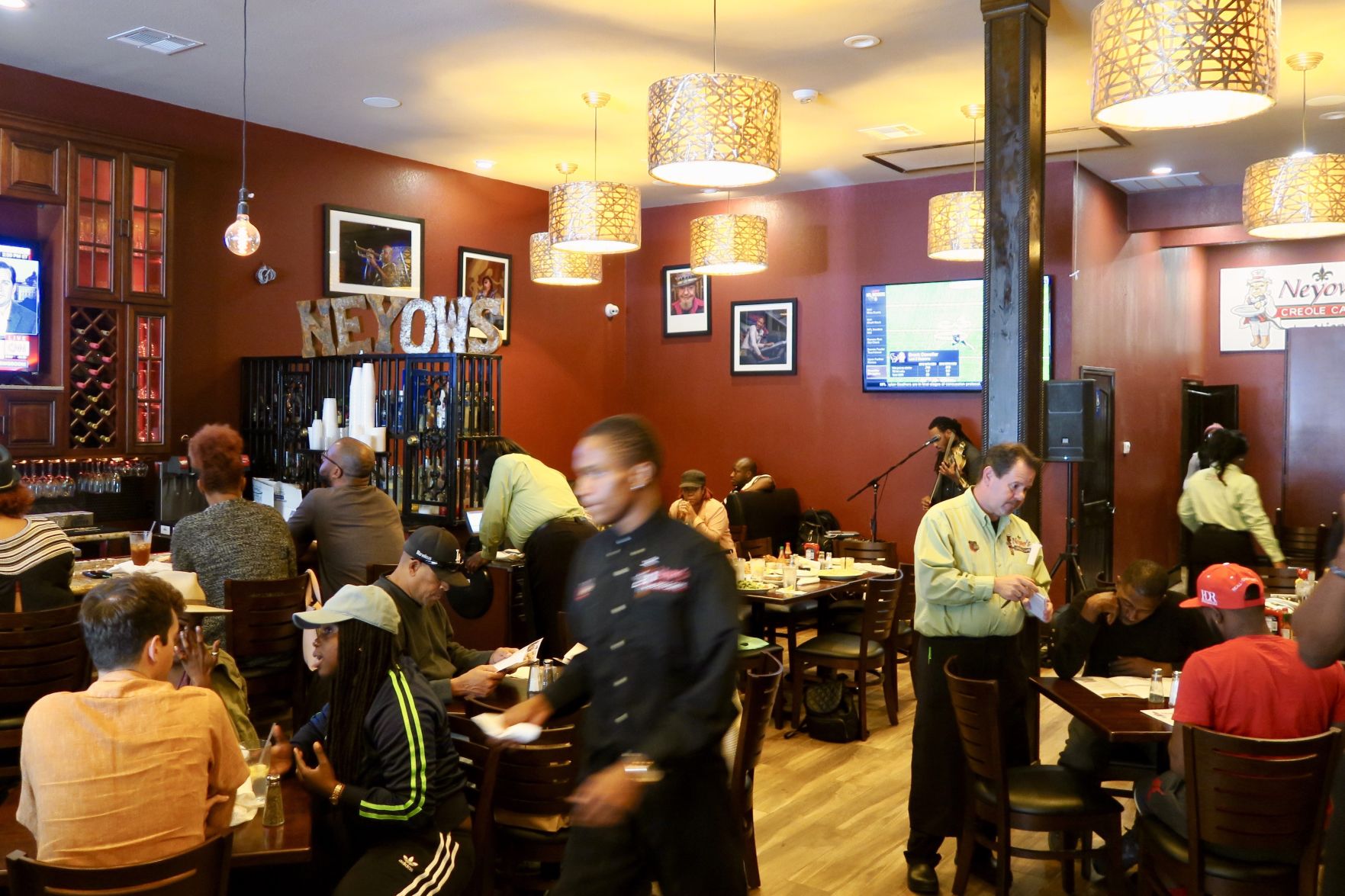 neyows dining room2.jpg